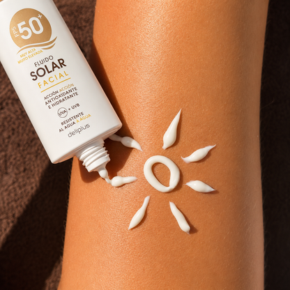 Deliplus - Fluide Solaire Visage SPF 50+ Antioxydant